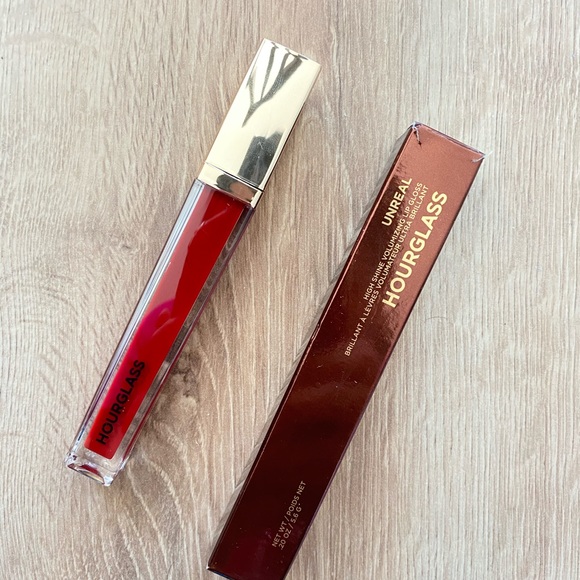 Hourglass UNREAL™ HIGH SHINE VOLUMIZING LIP GLOSS - Picture 2 of 8